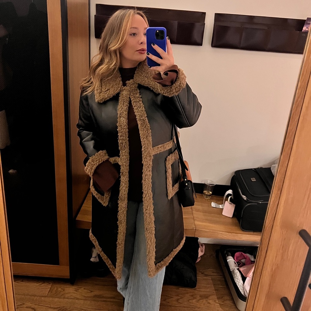 Badgley Mischka Faux Shearling Coat size XL